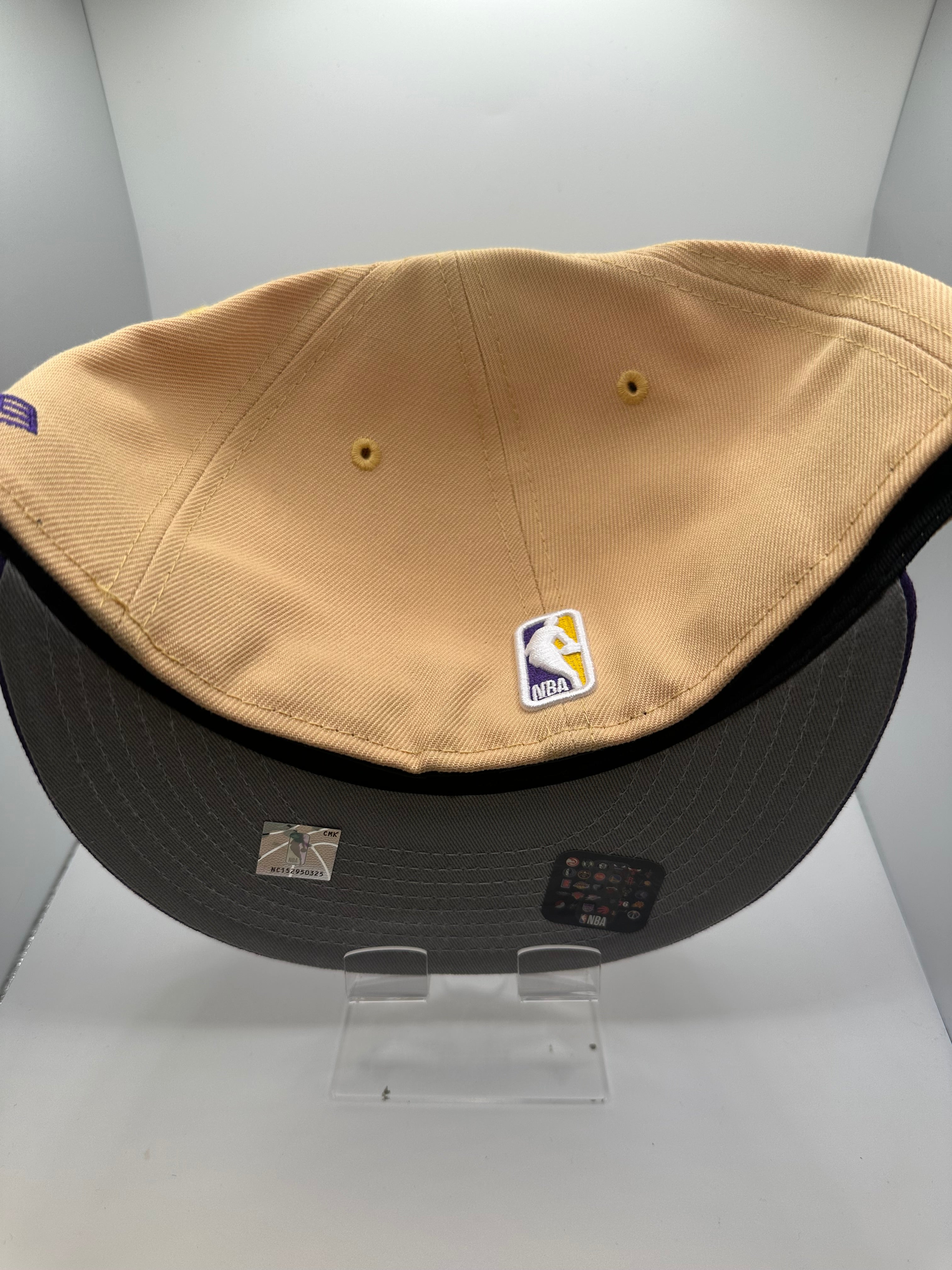 Los Angeles Lakers New Era 59Fifty Fitted Hat - Size 7 3/8