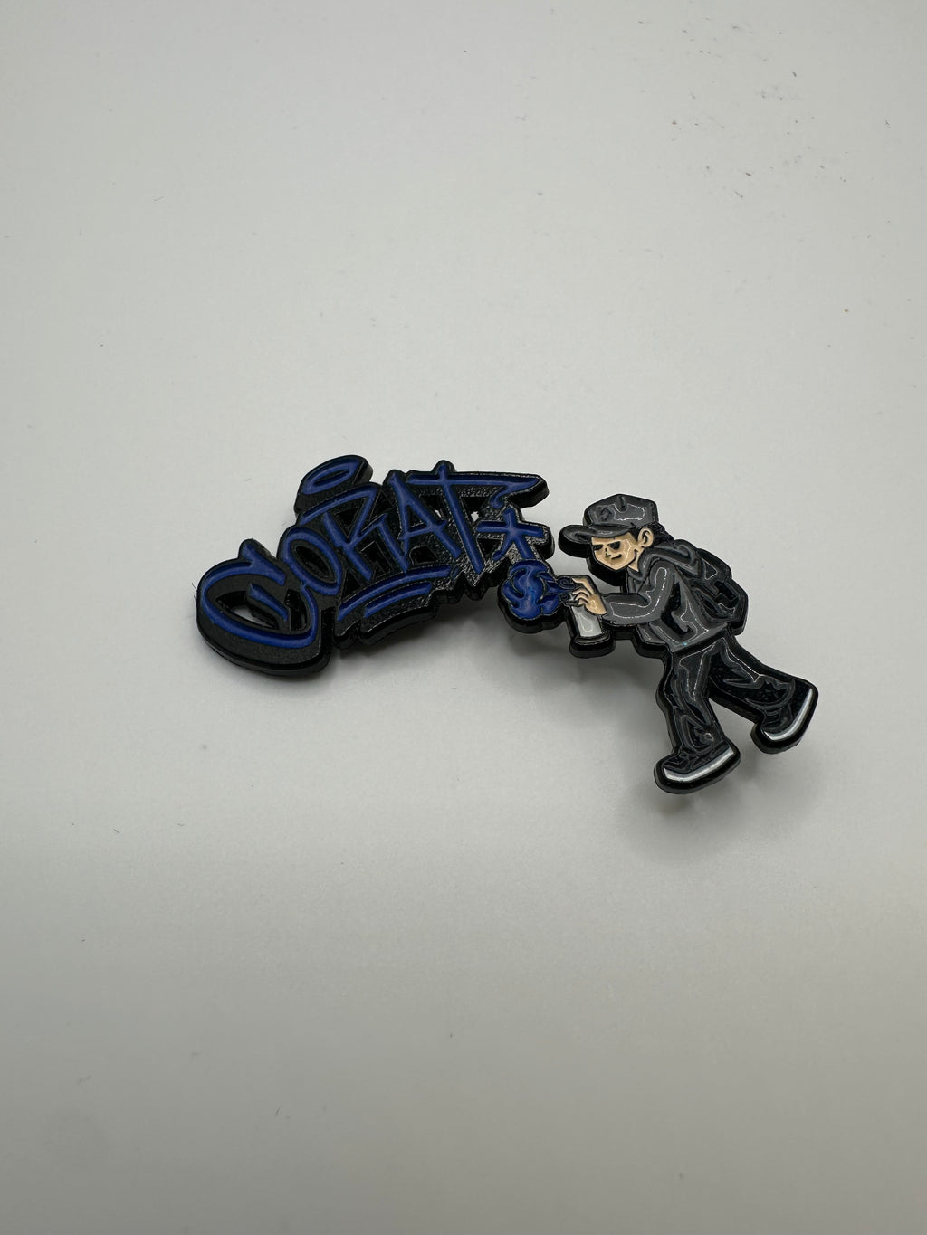 Corat Graffiti Spray Blue Hat Pin
