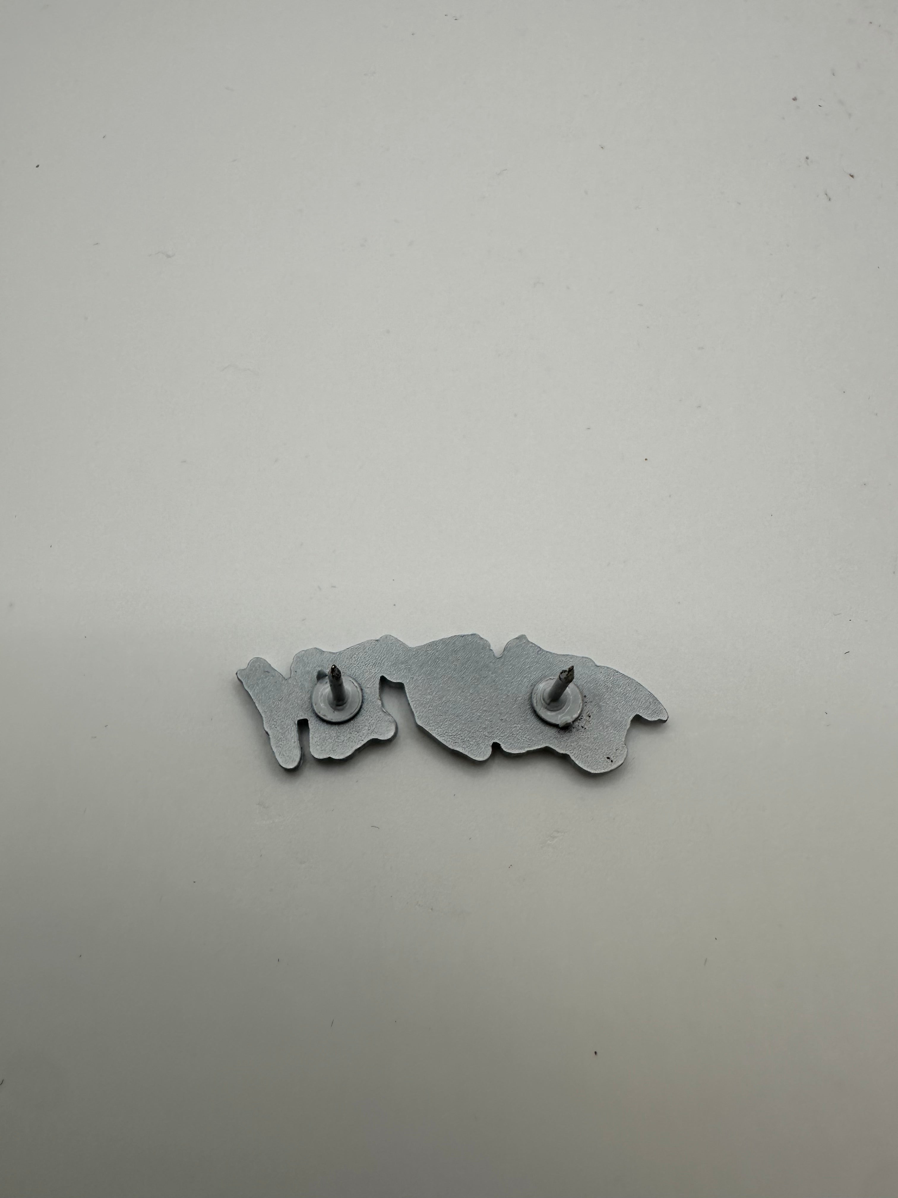 BEND'EM Hat Pin