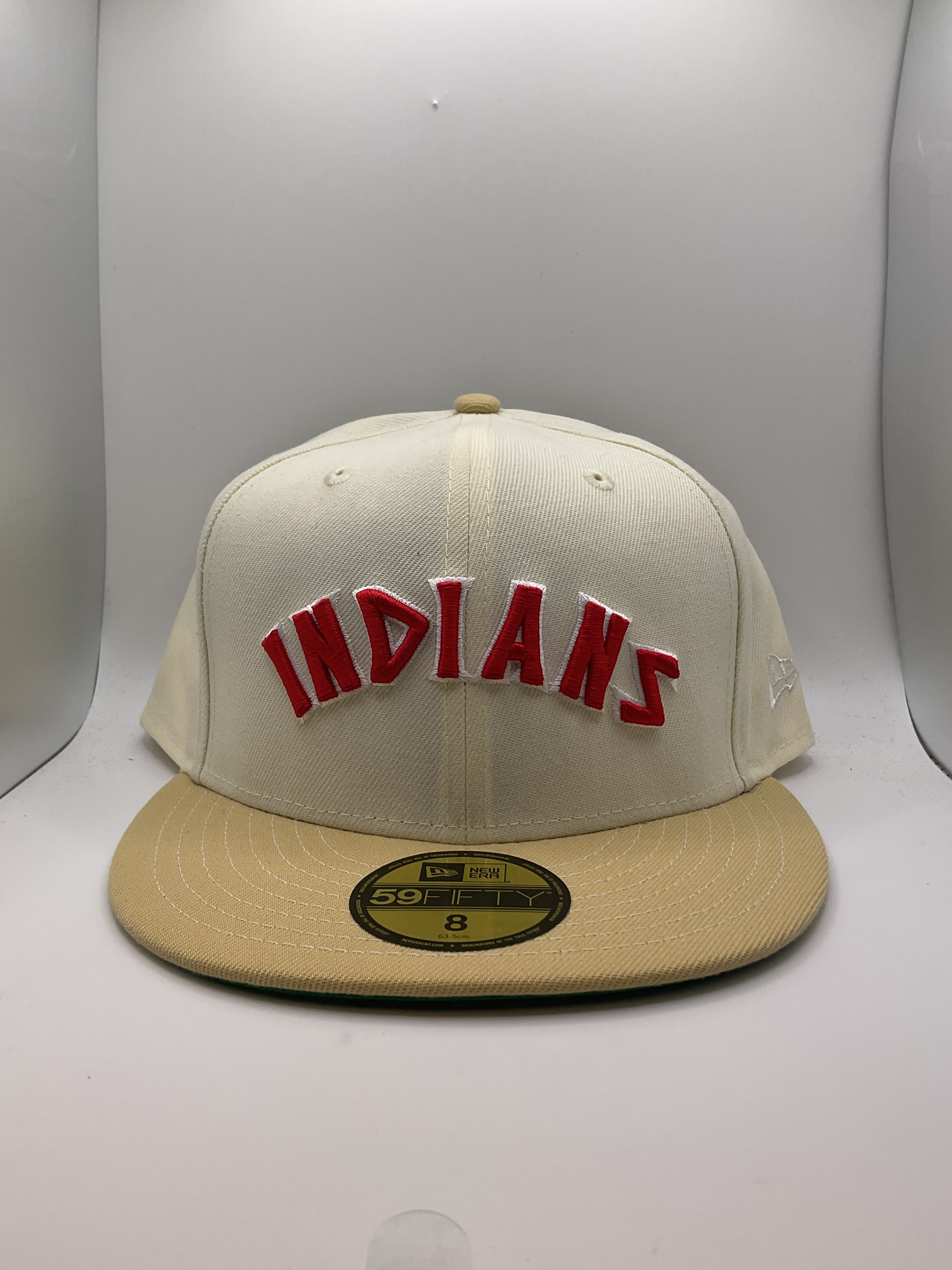 Cleveland Indians New Era 59Fifty Fitted Hat - Size 8