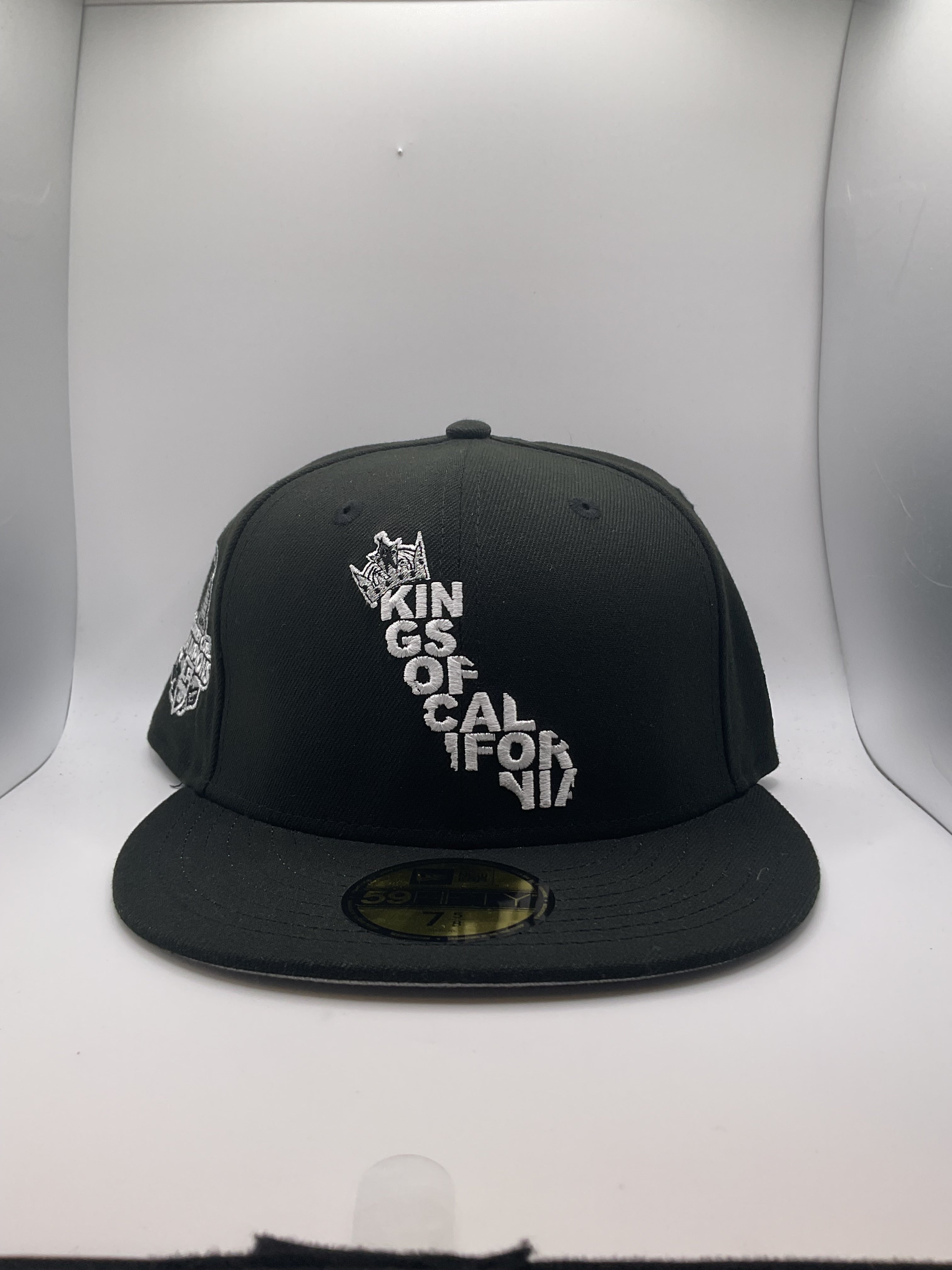 Los Angeles Kings New Era 59Fifty Fitted Hat - Size 7 5/8