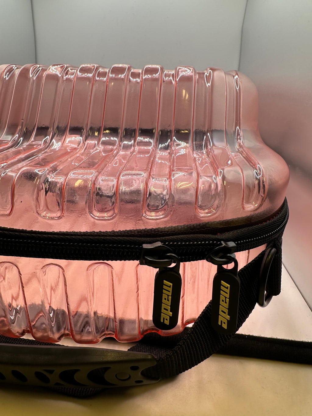 MadeByErick 6 Hat Carrier - Pink