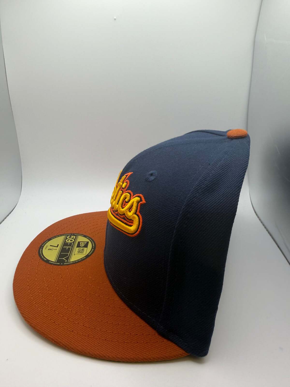 Oakland Athletics New Era 59Fifty Fitted Hat - Size 7 1/8