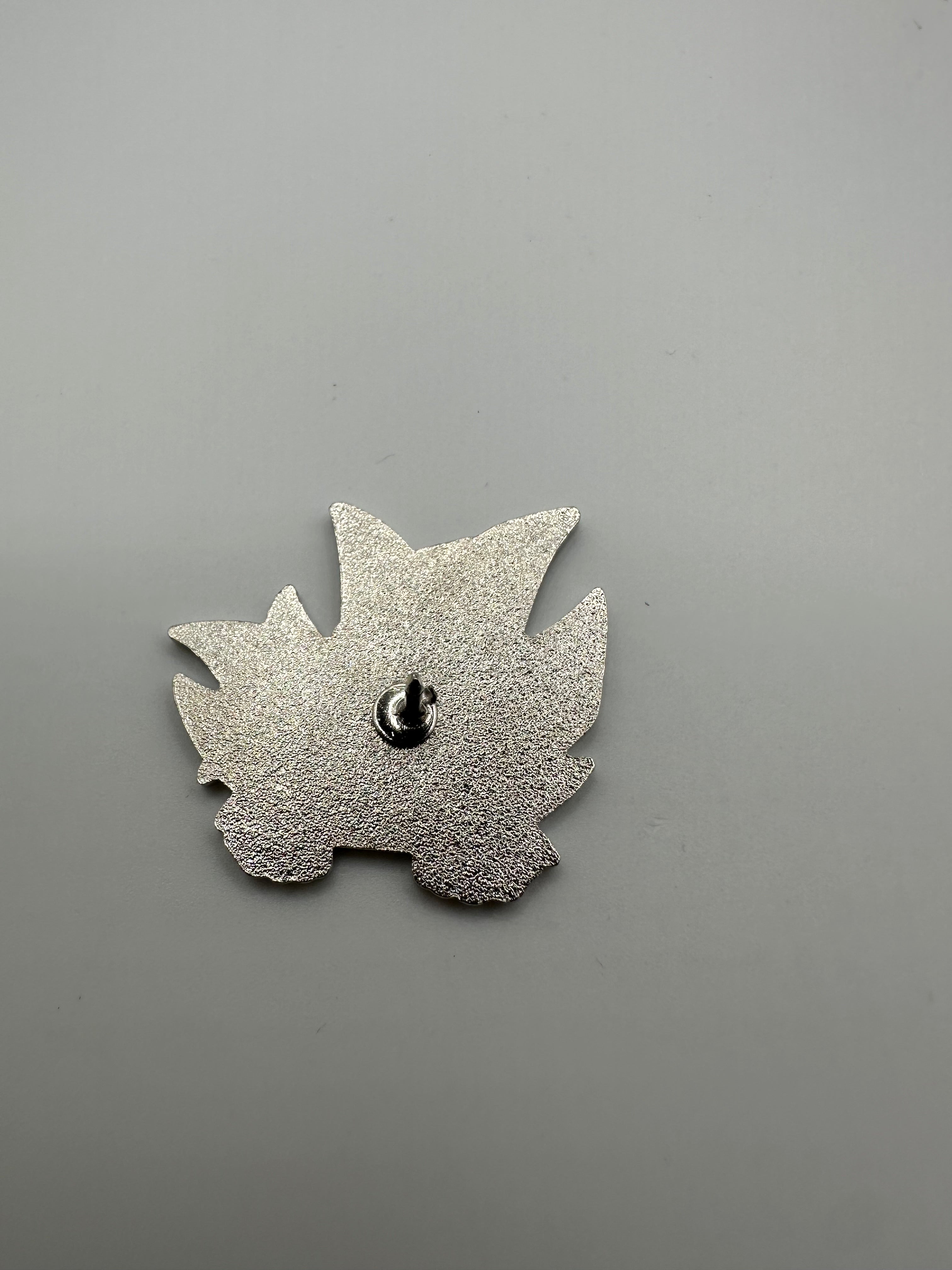 Goku Peeking Hat Pin