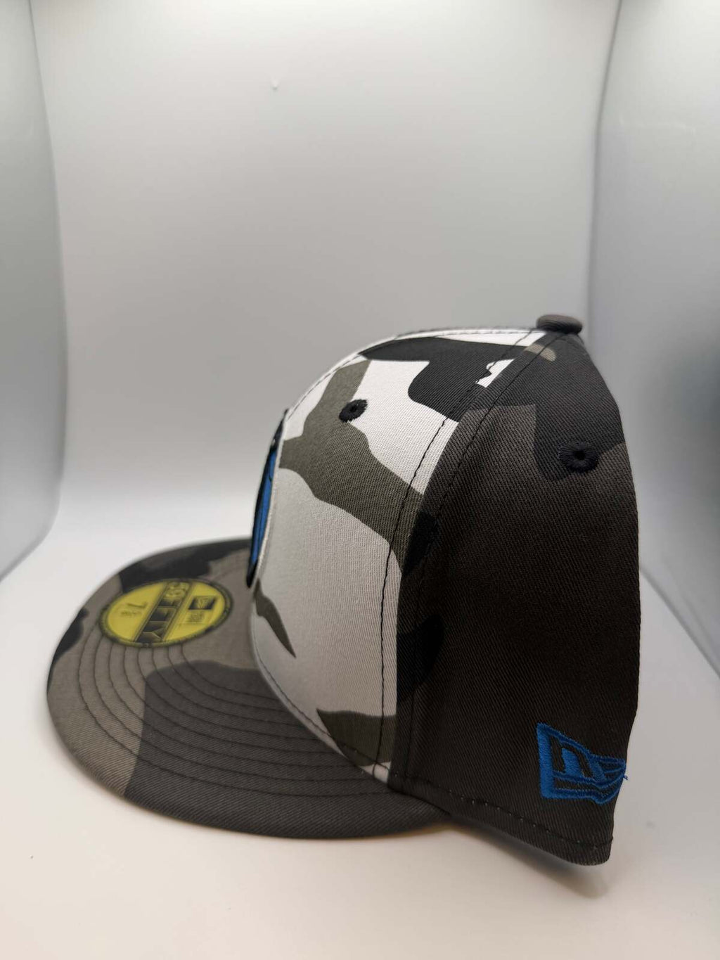 Dallas Mavericks New Era 59Fifty Fitted Hat - Size 7 5/8