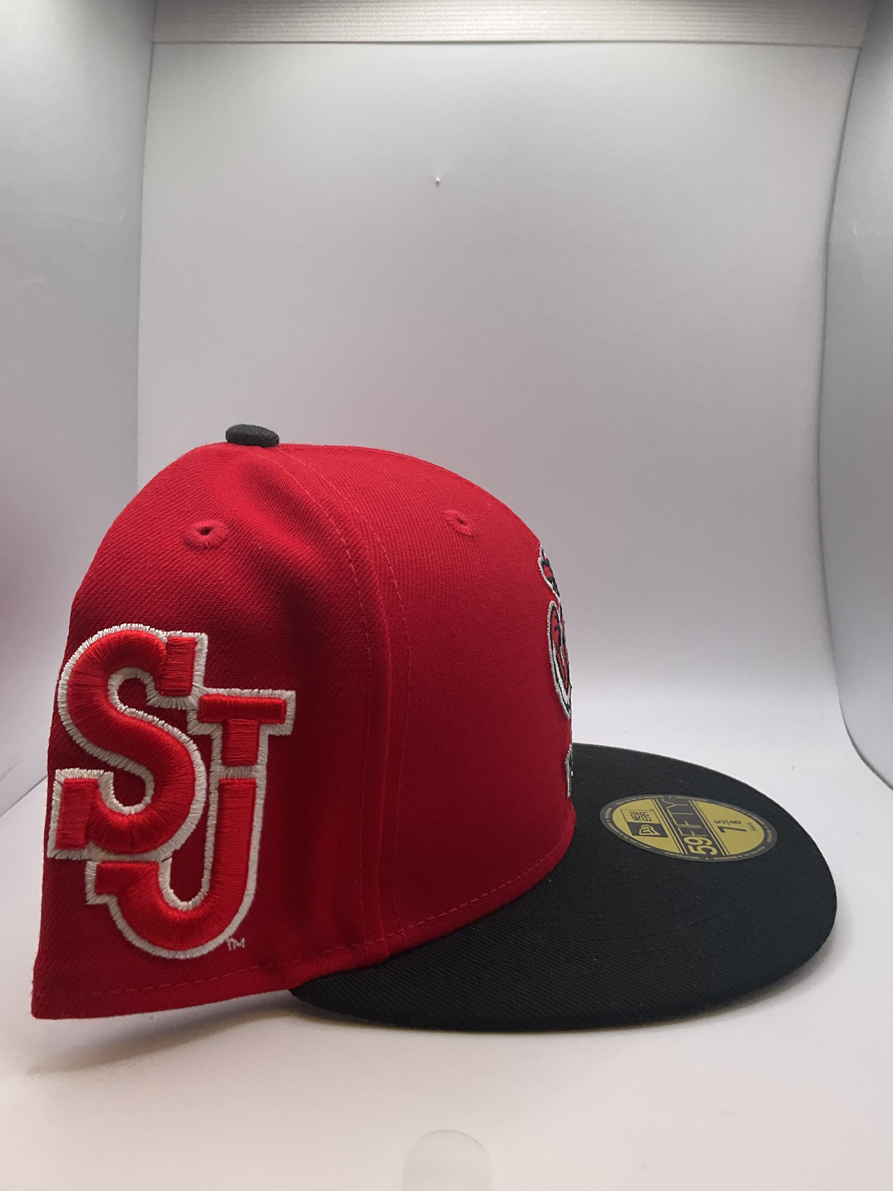 St Johns Red Storm New Era 59Fifty Fitted Hat - Size 7 5/8