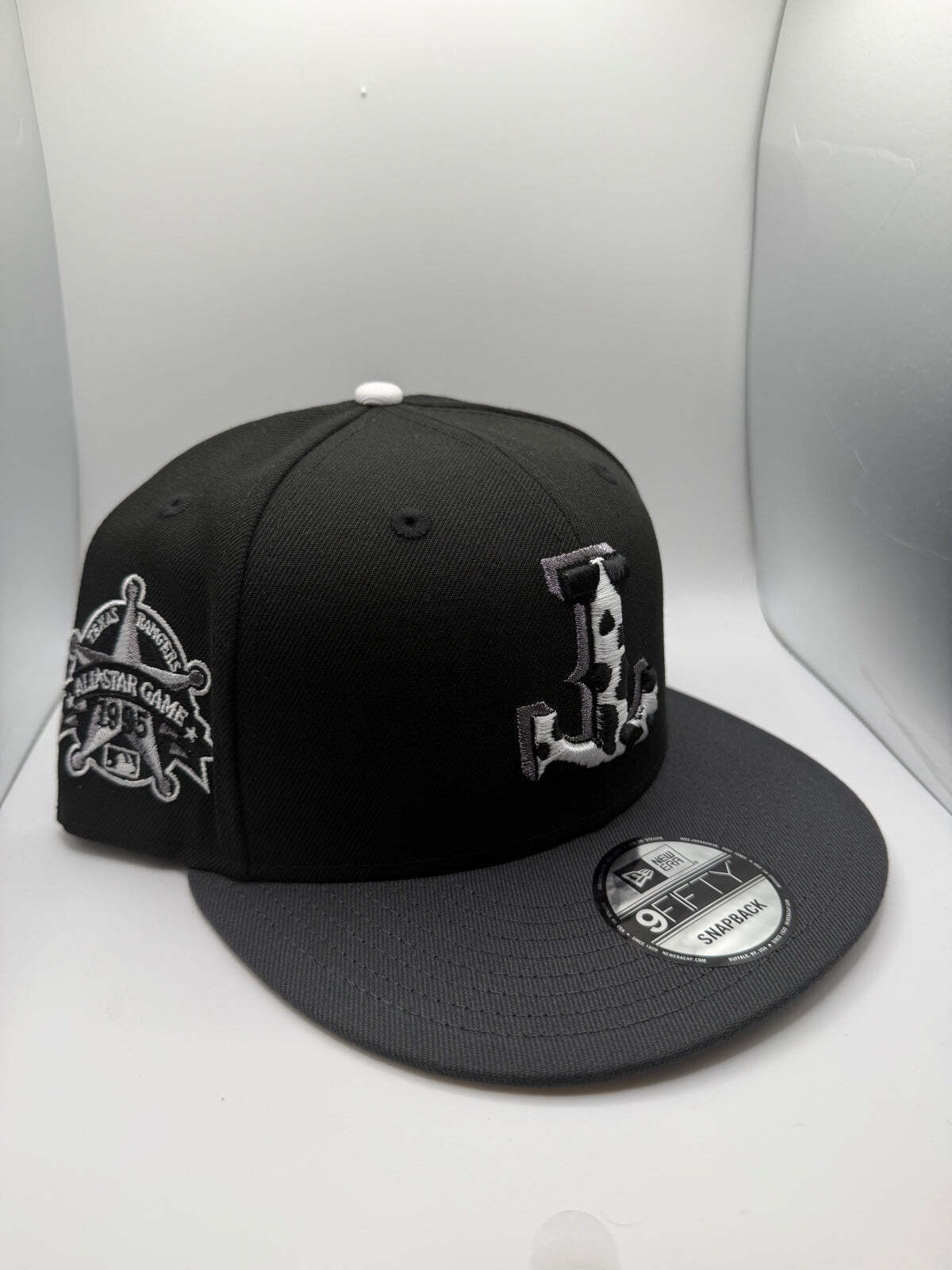 Texas Rangers "Cow" Upside Down T 9Fifty Snapback Hat