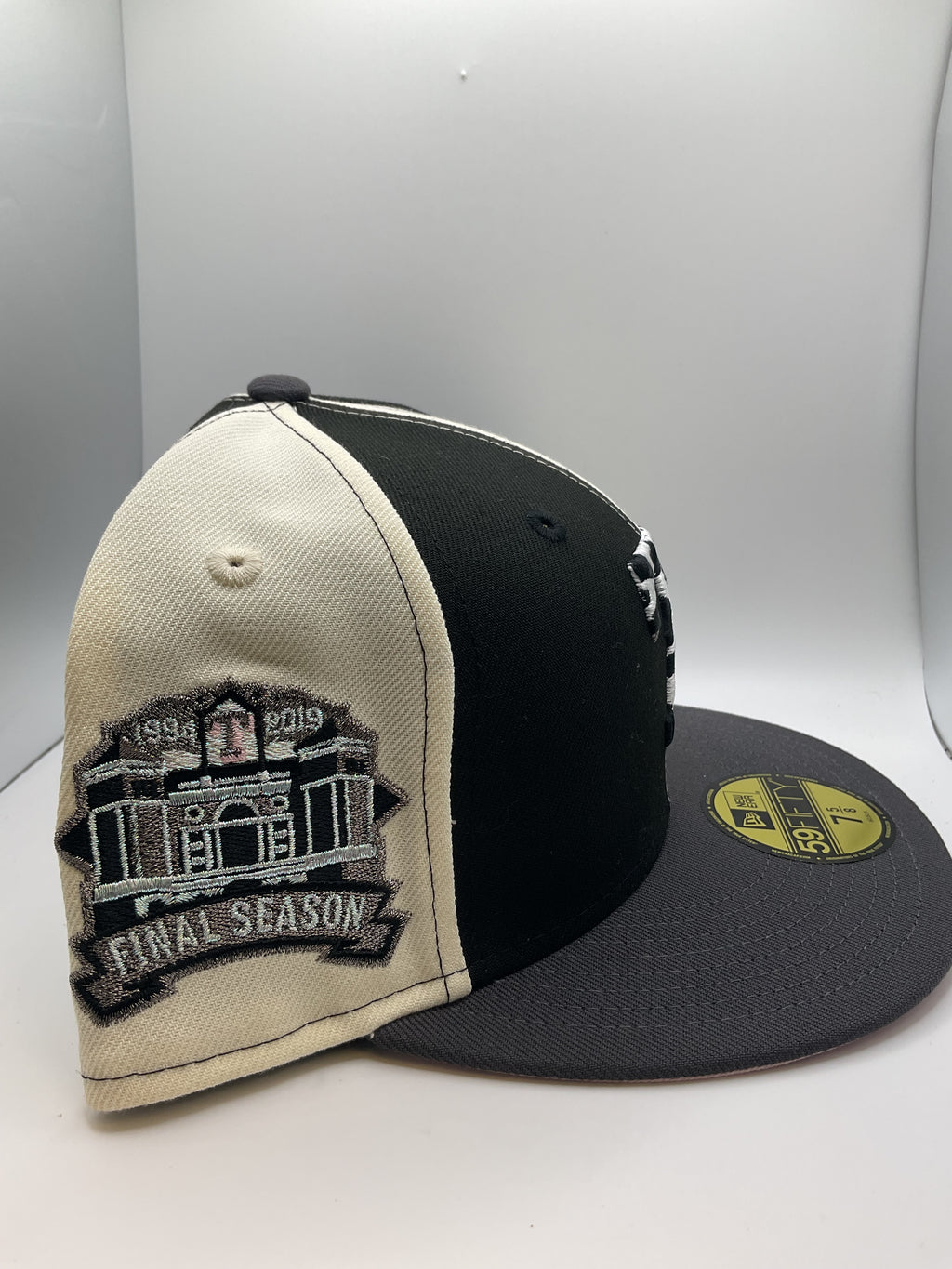 Texas Rangers "Pinwheel Cow" New Era 59Fifty Fitted Hat - Size 7 5/8