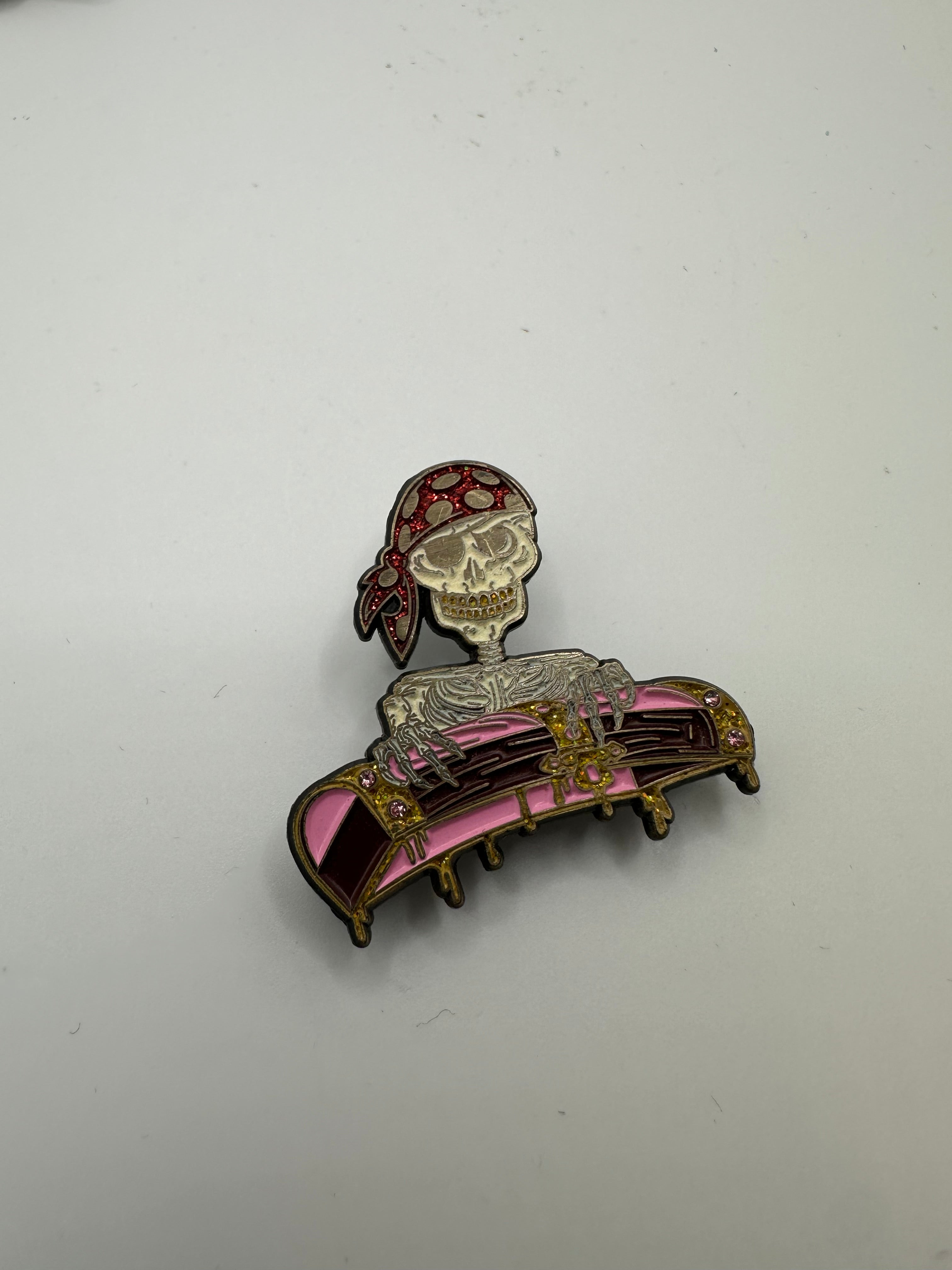 @724heatcheck "Pirate Chest" Red/Pink/White Hat Pin