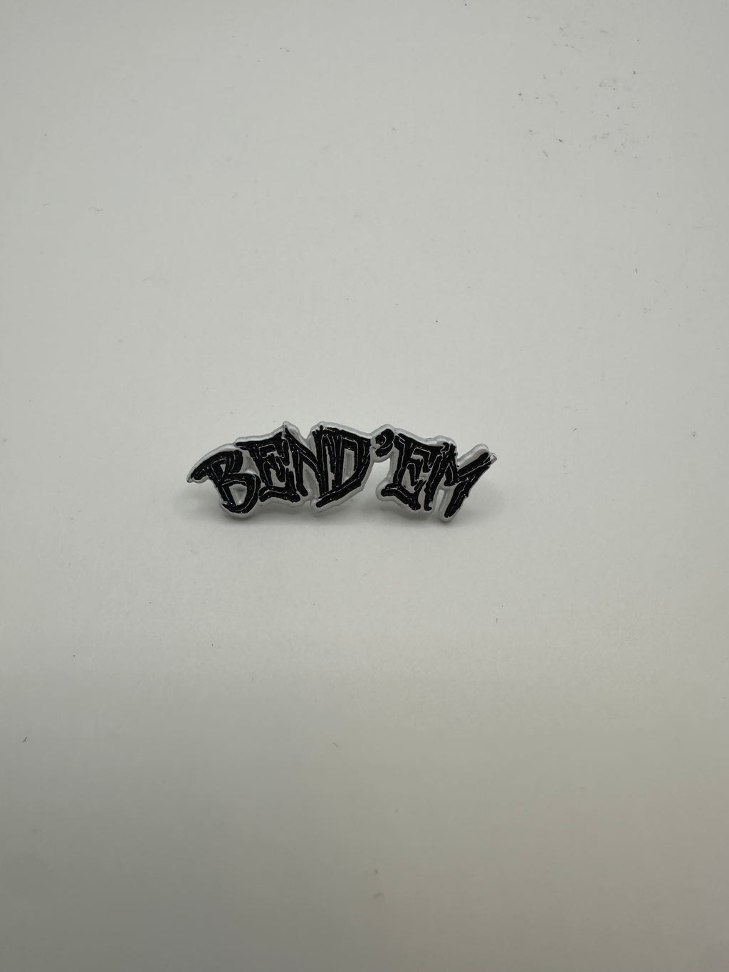 BEND'EM Hat Pin