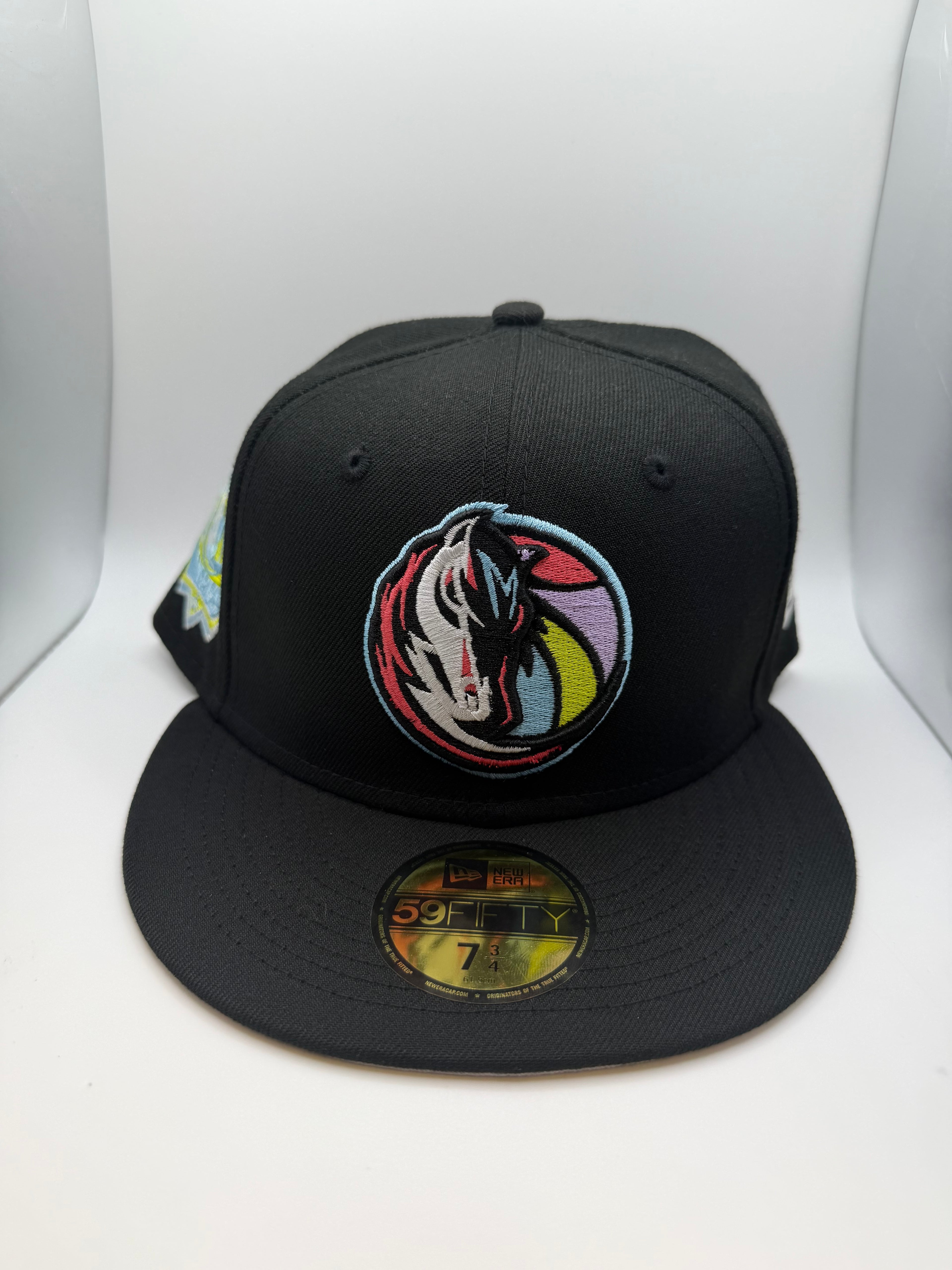 Dallas Mavericks New Era 59Fifty Fitted Hat - Size 7 3/4
