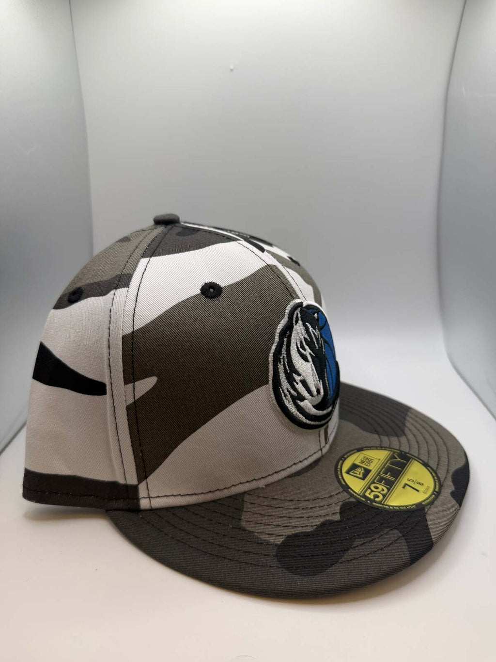 Dallas Mavericks New Era 59Fifty Fitted Hat - Size 7 5/8