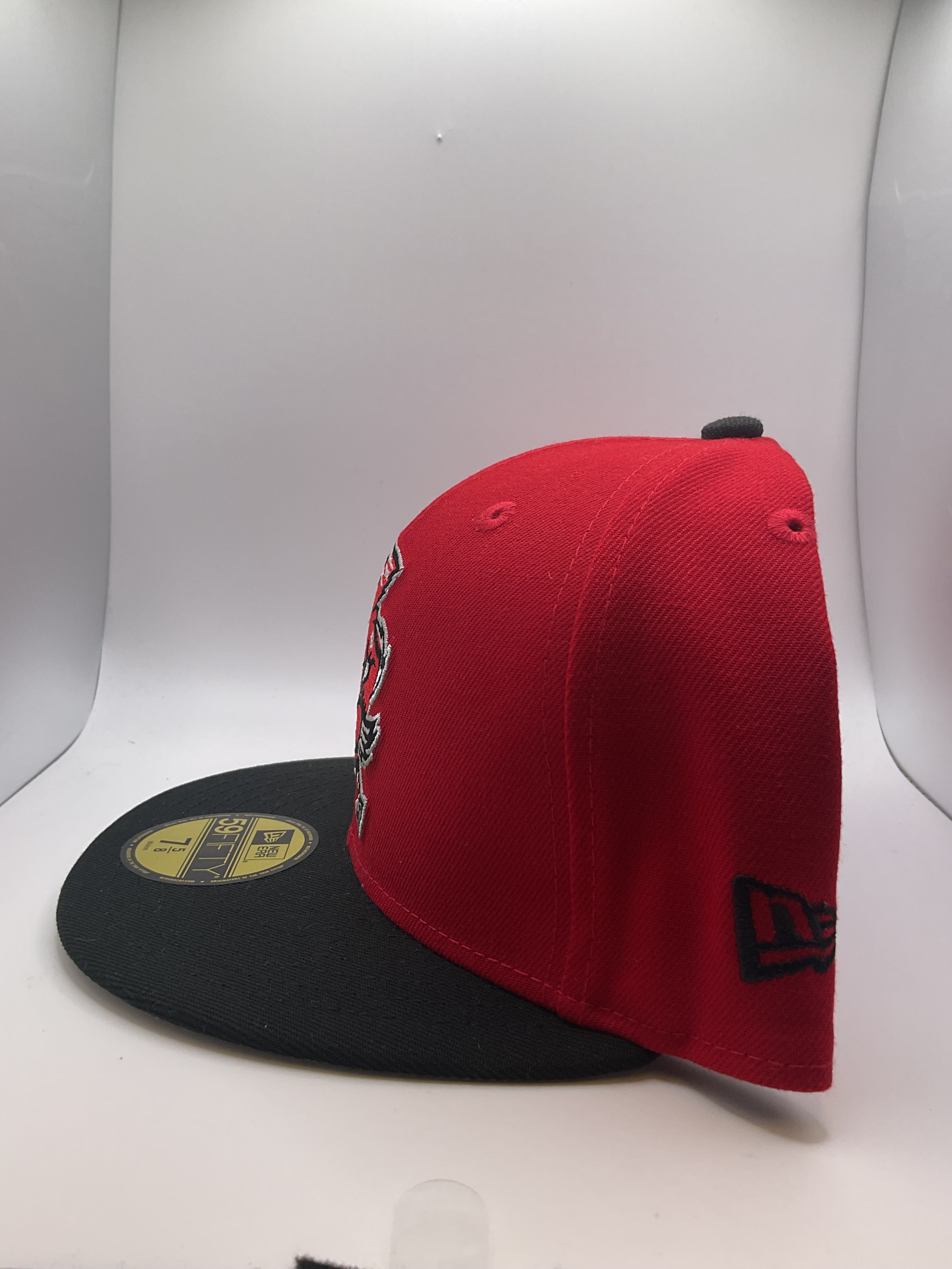 St Johns Red Storm New Era 59Fifty Fitted Hat - Size 7 5/8