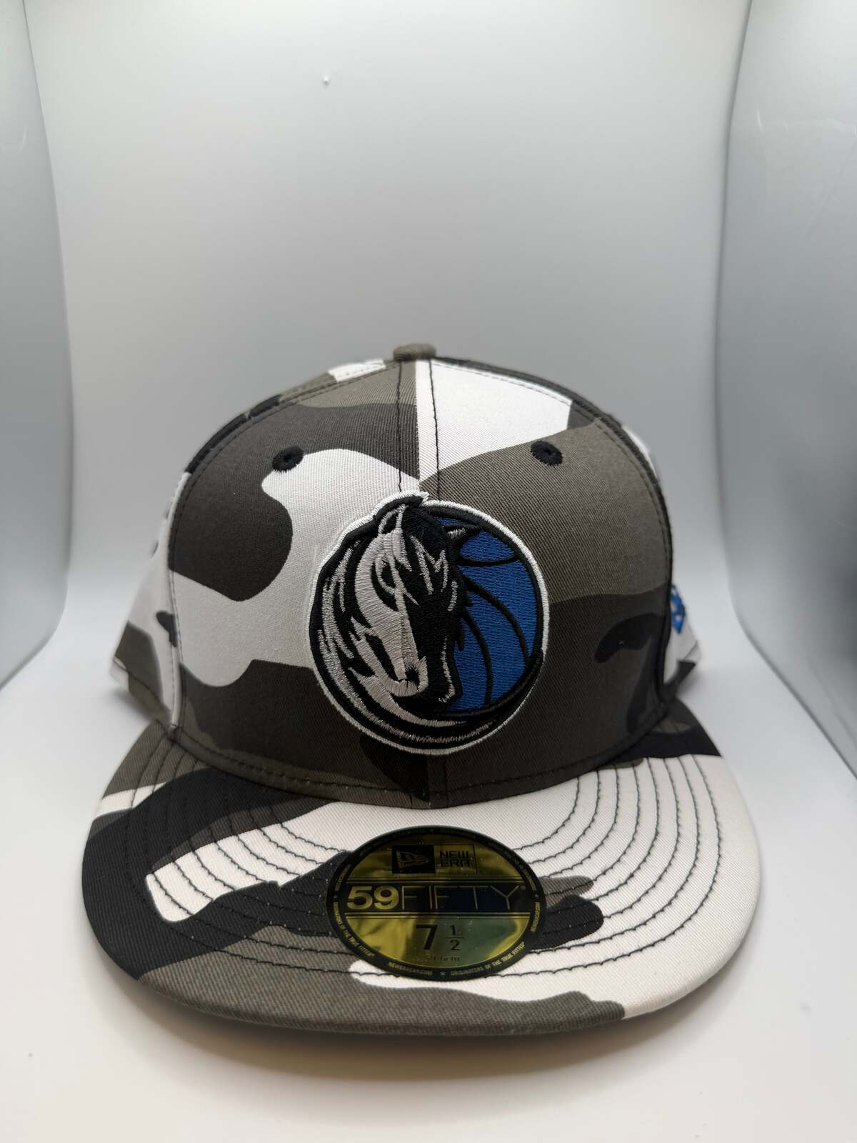 Dallas Mavericks New Era 59Fifty Fitted Hat - Size 7 1/2