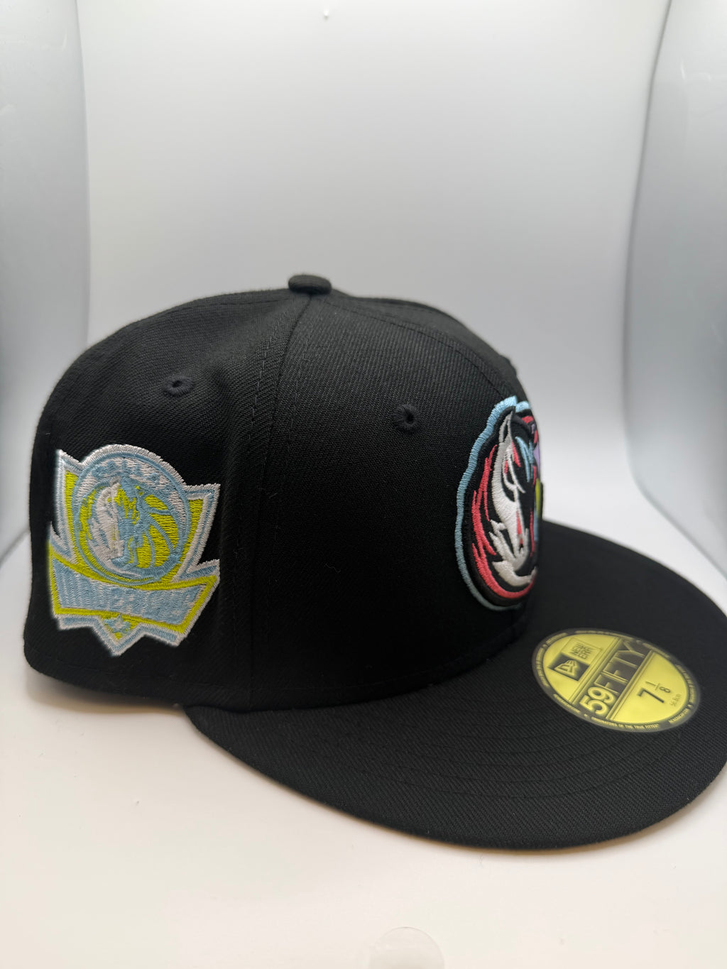 Dallas Mavericks 9Fifty Fitted Hat - Size 7 1/8