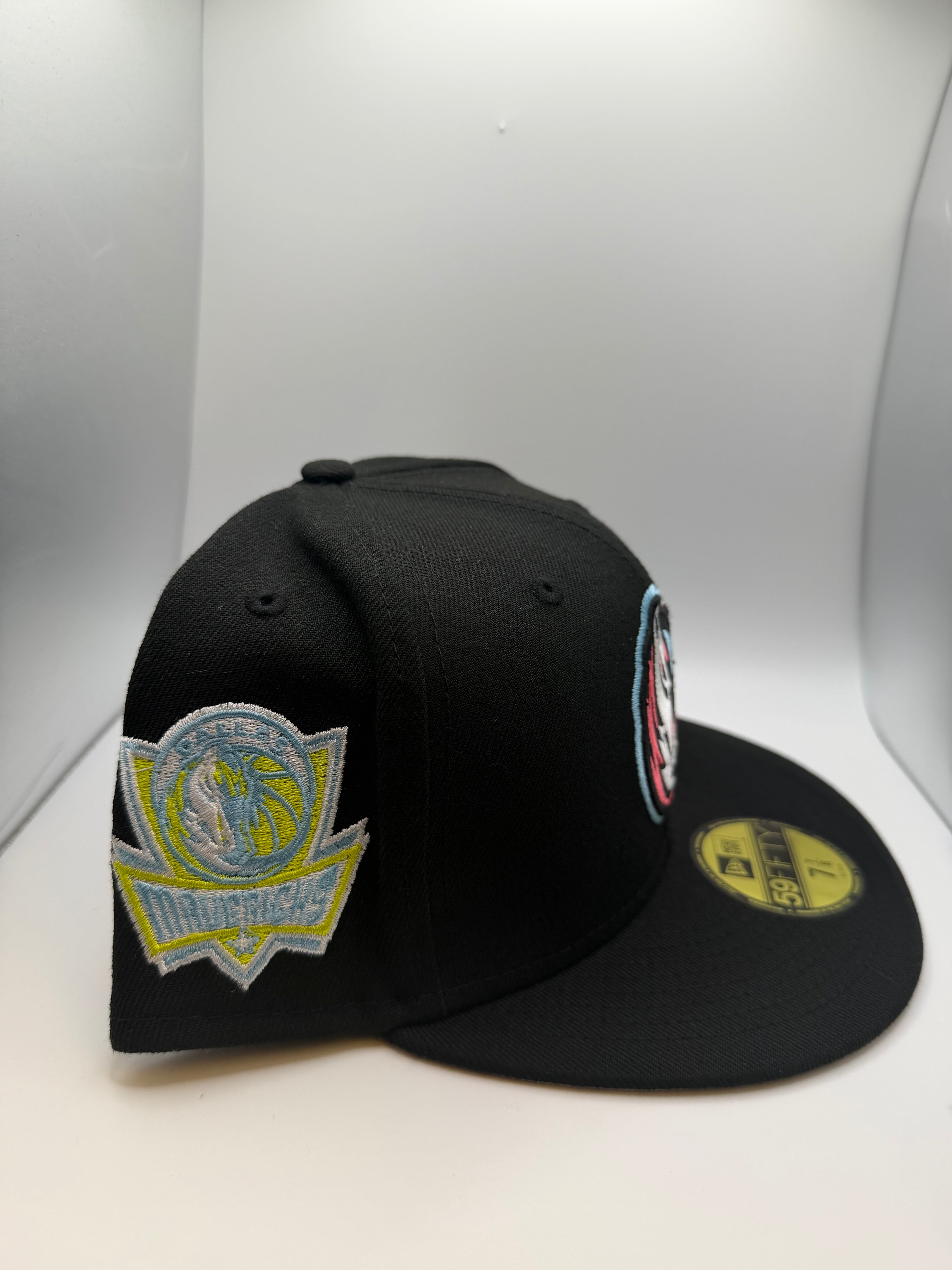 Dallas Mavericks  New Era 59Fifty Fitted Hat - Size 7 7/8