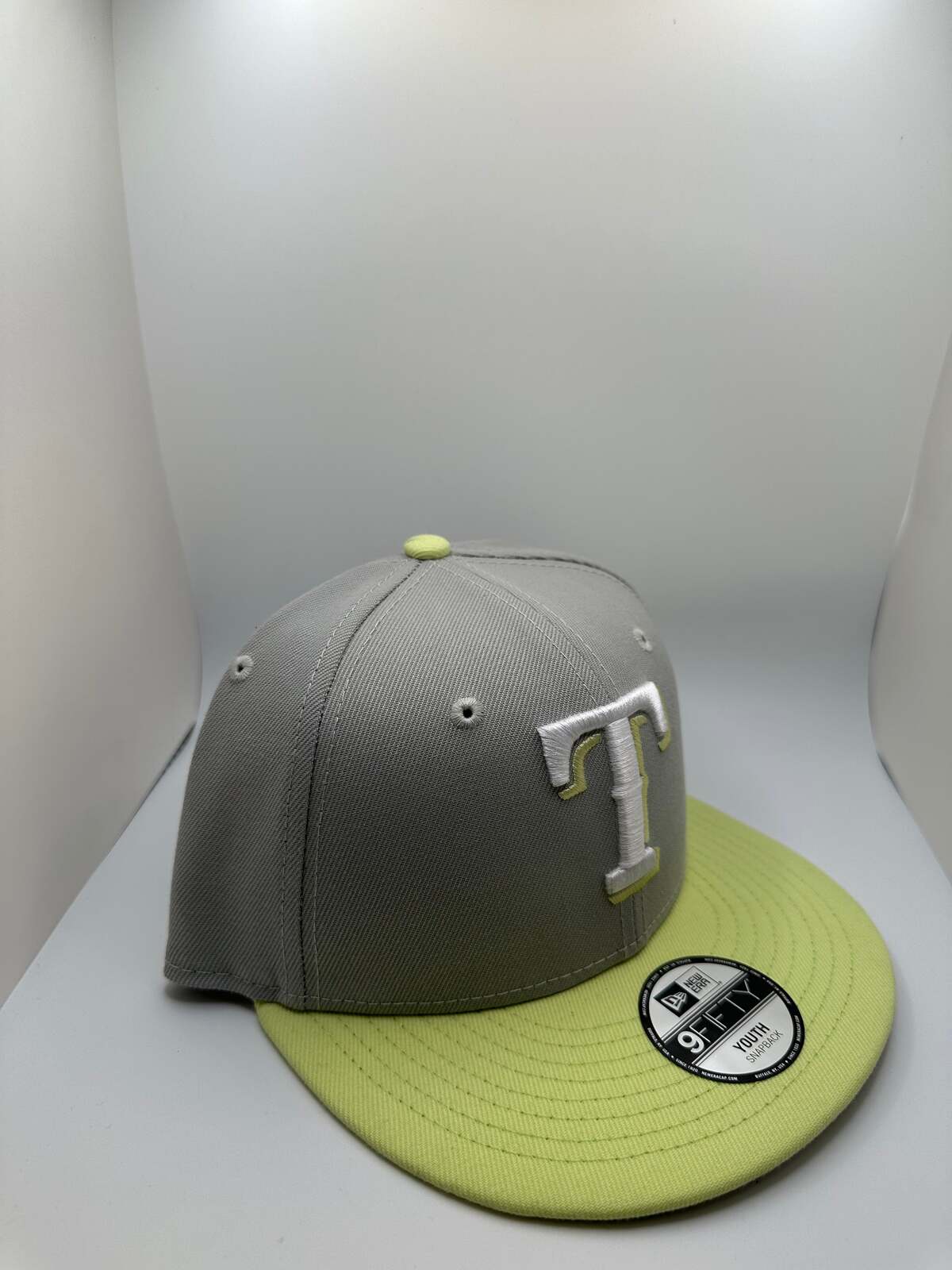 Youth Texas Rangers New Era 9Fifty Snapback Hat