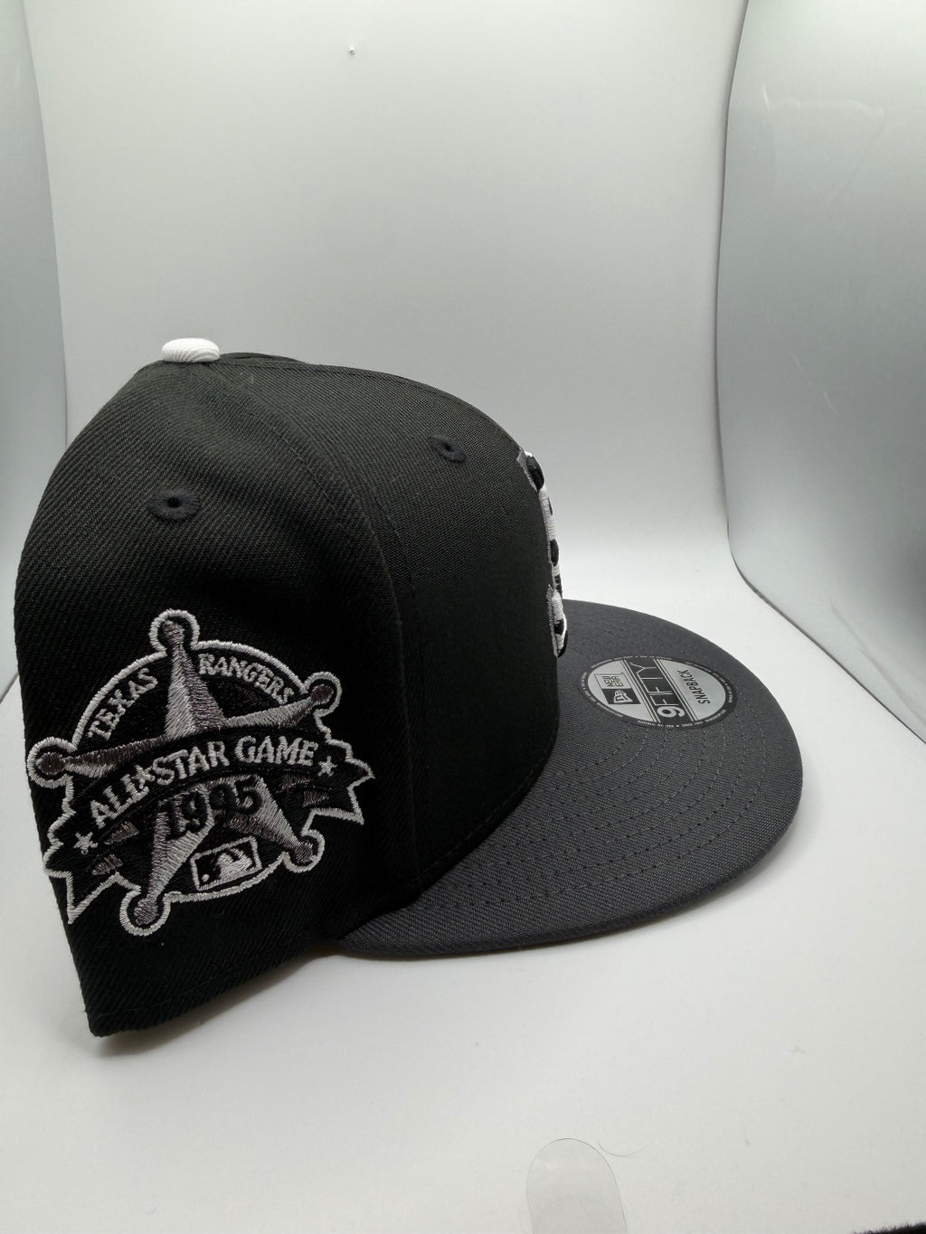 Texas Rangers "Cow" Upside Down T 9Fifty Snapback Hat