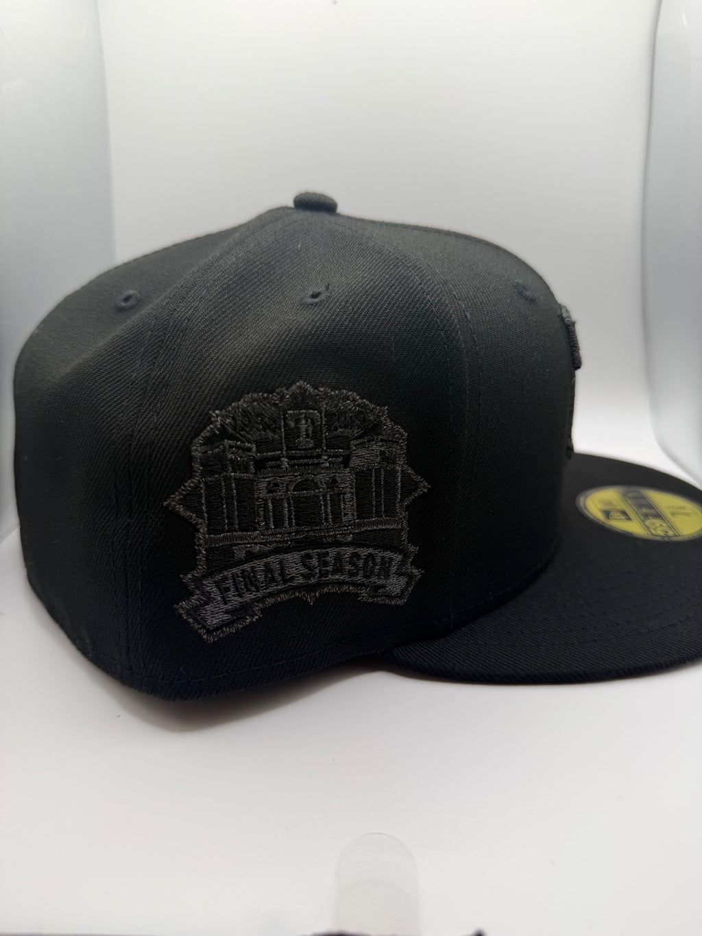 Texas Rangers "Reflective 1.0" Hat Club New Era 59Fifty Hat - Size 7 5/8