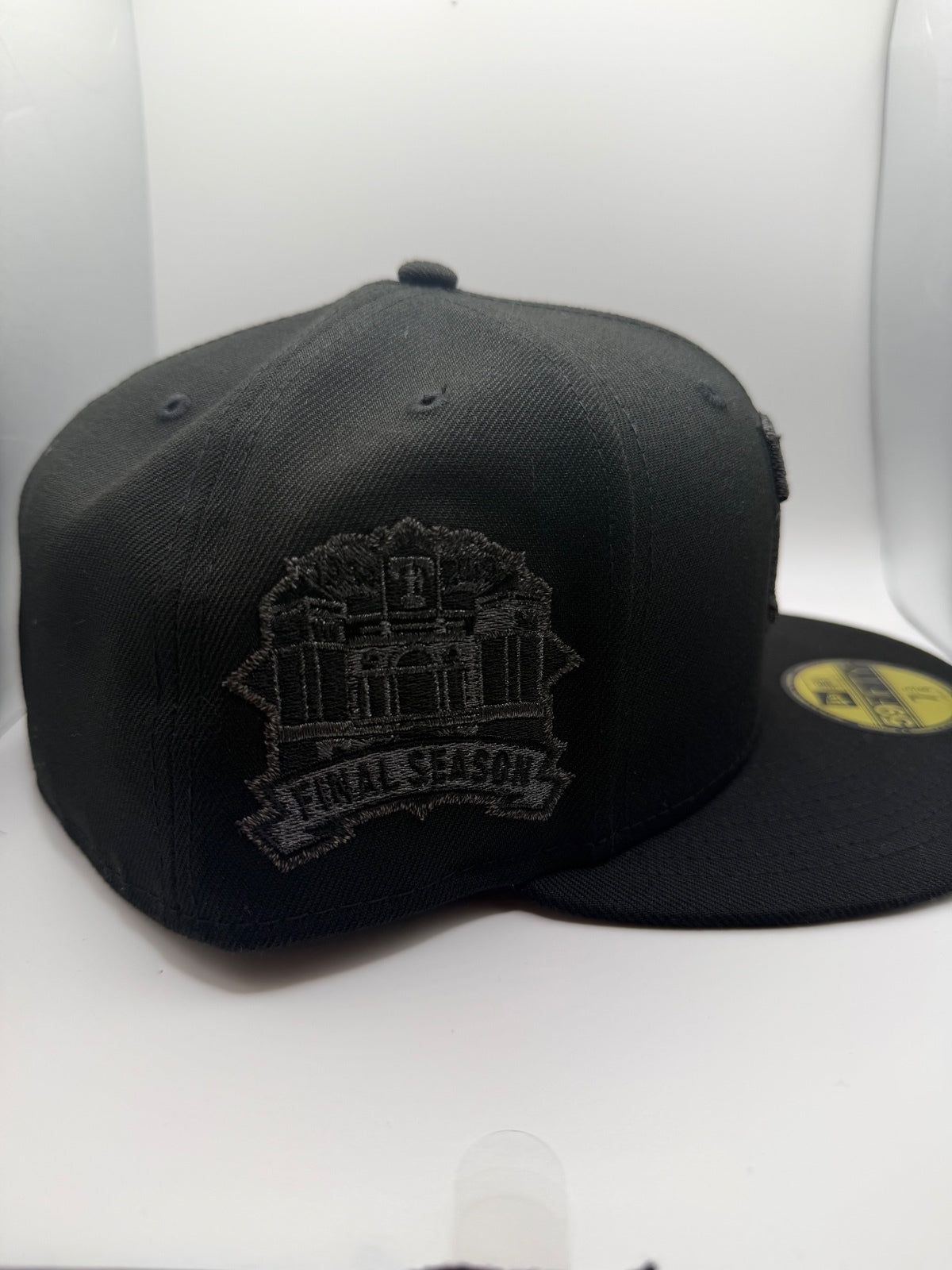 Texas Rangers "Reflective 1.0" Hat Club New Era 59Fifty Hat - Size 7 5/8