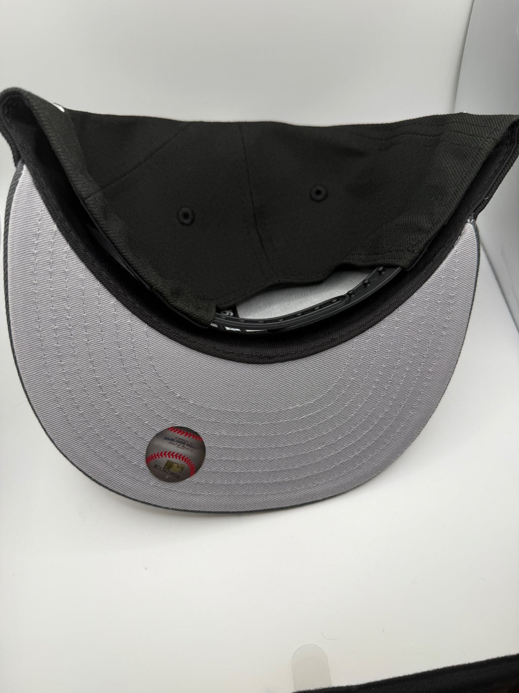 Texas Rangers "Cow" Upside Down T 9Fifty Snapback Hat