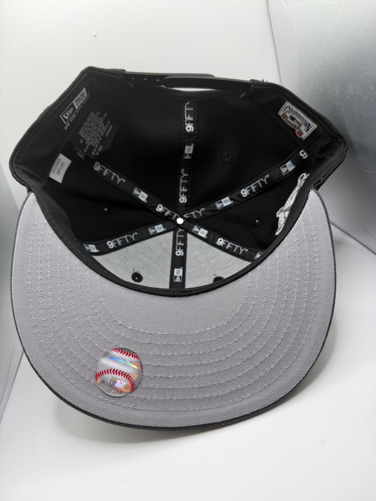 Texas Rangers "Cow" Upside Down T 9Fifty Snapback Hat