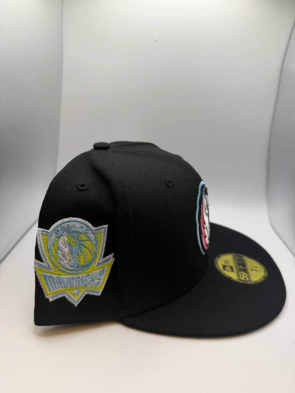 Dallas Mavericks  New Era 59Fifty Fitted Hat - Size 7 7/8