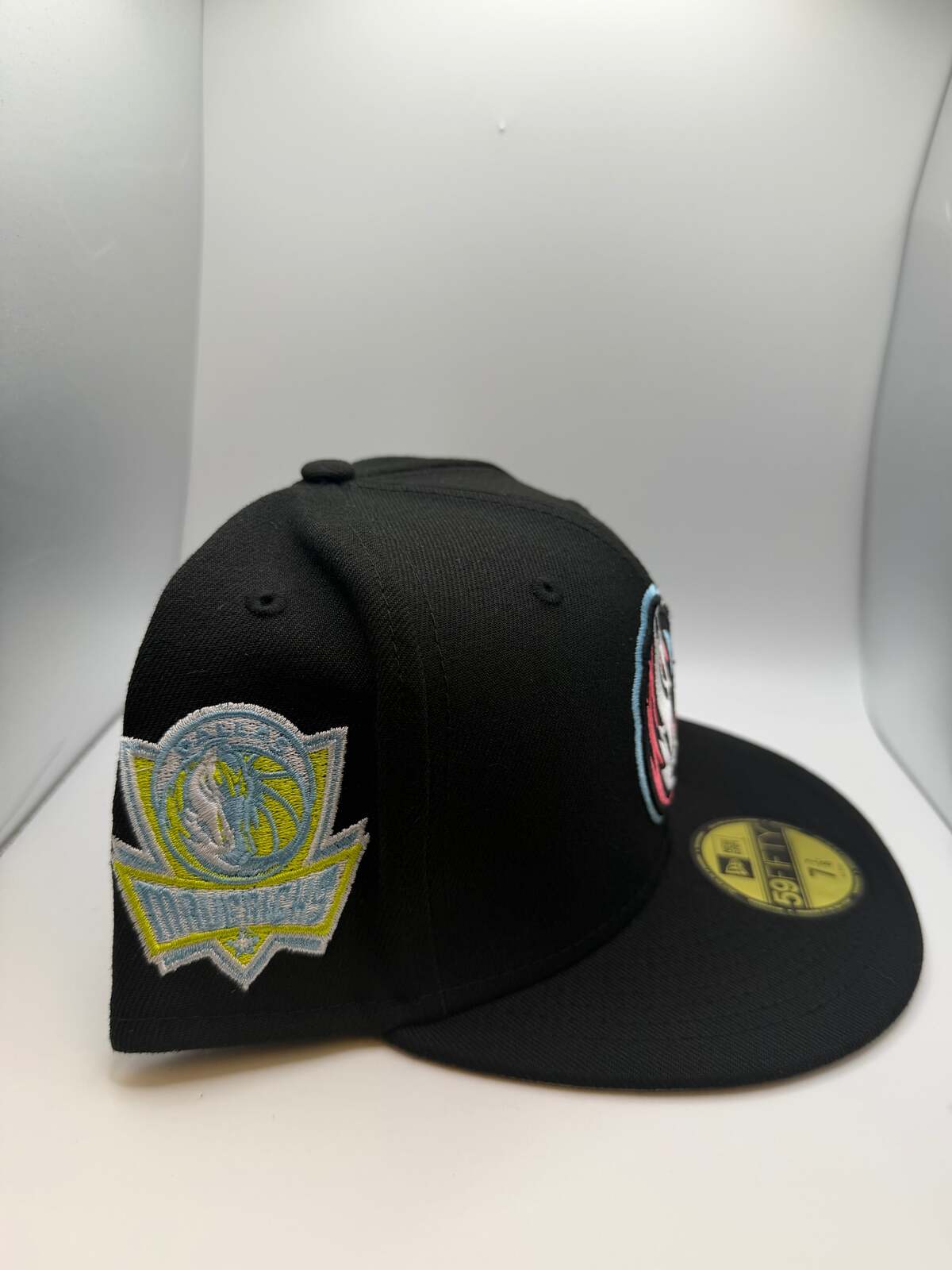 Dallas Mavericks  New Era 59Fifty Fitted Hat - Size 7 7/8